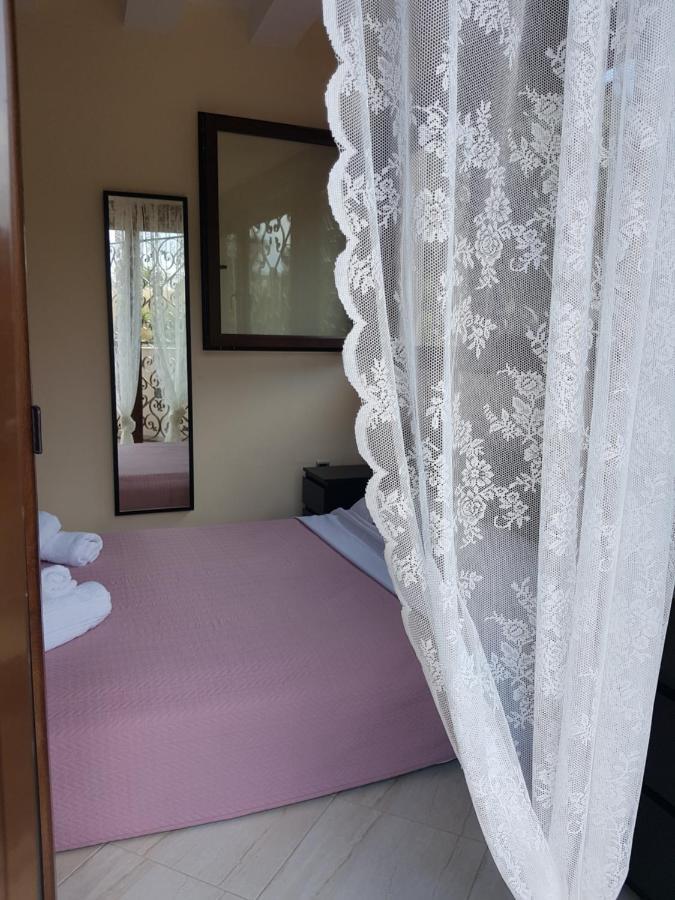 Elani Apartments Siviri Luaran gambar