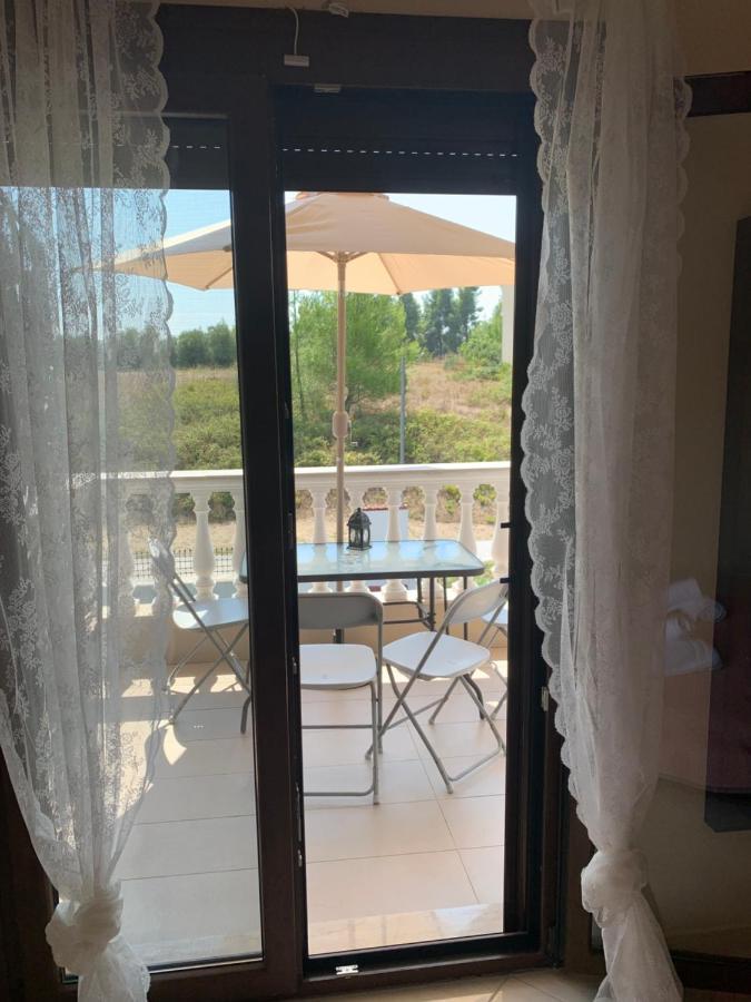 Elani Apartments Siviri Luaran gambar